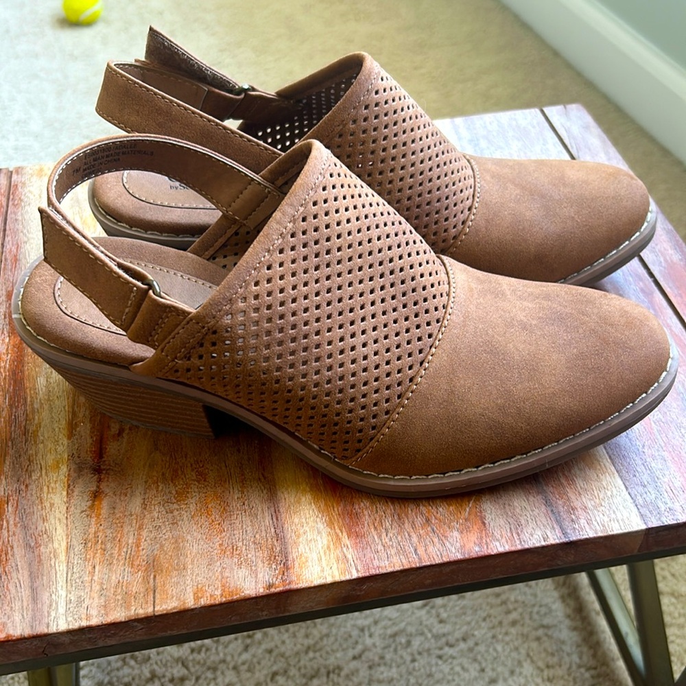 EuroSoft by Sofft Brown Slingback Bootie NWOT Size 7